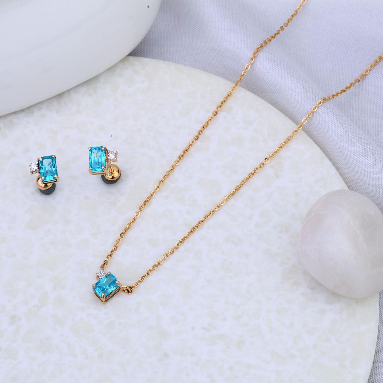 Skyblue Stone Chain Pendant Set