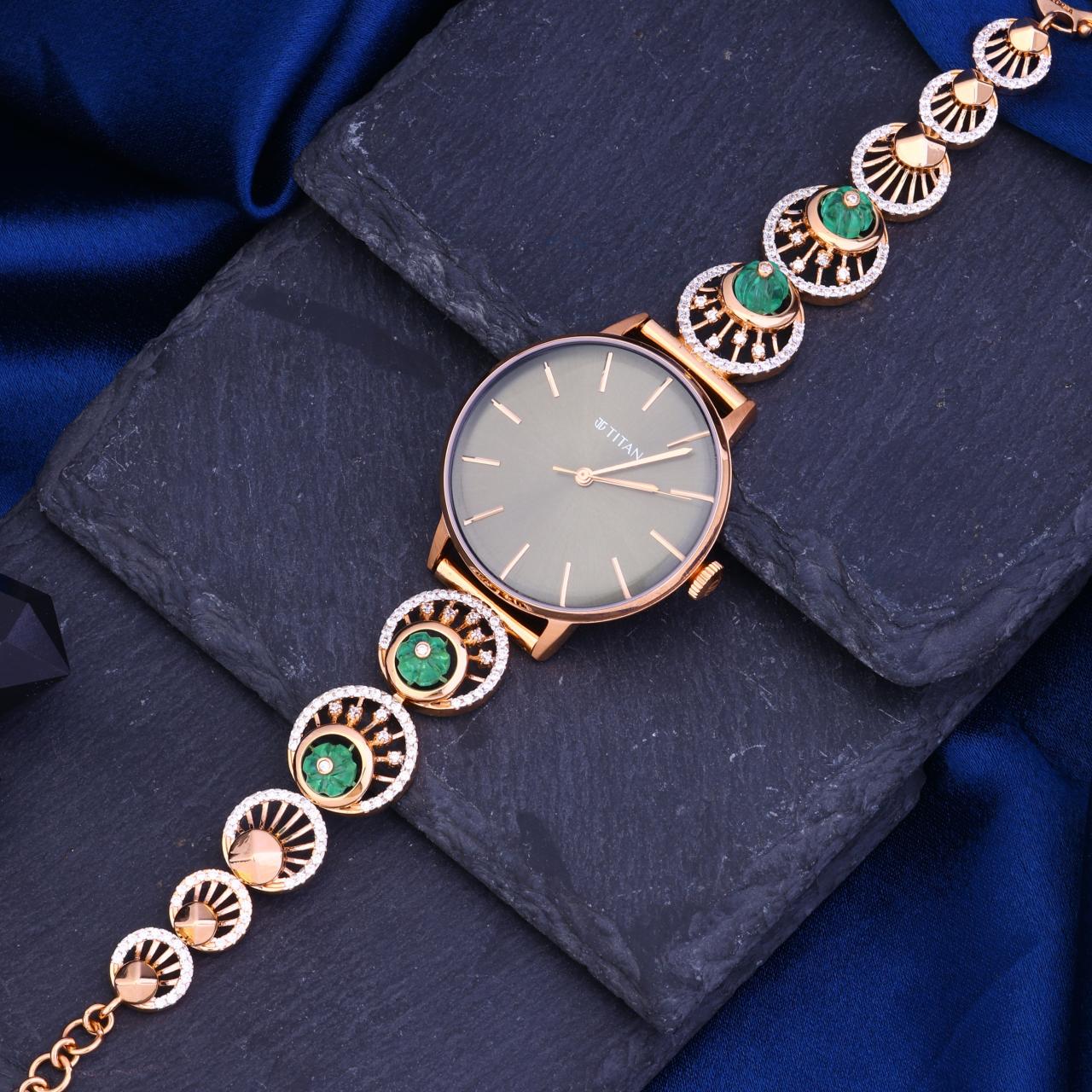 Lusso Fiore Women's Watch