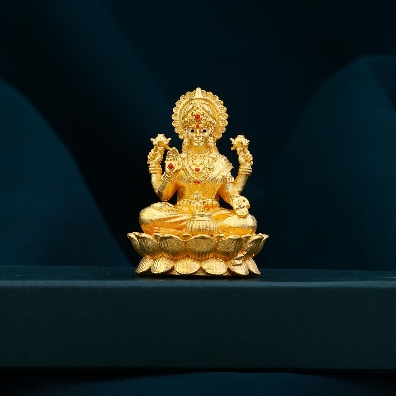 Laksmji Idol With Lotus  Base