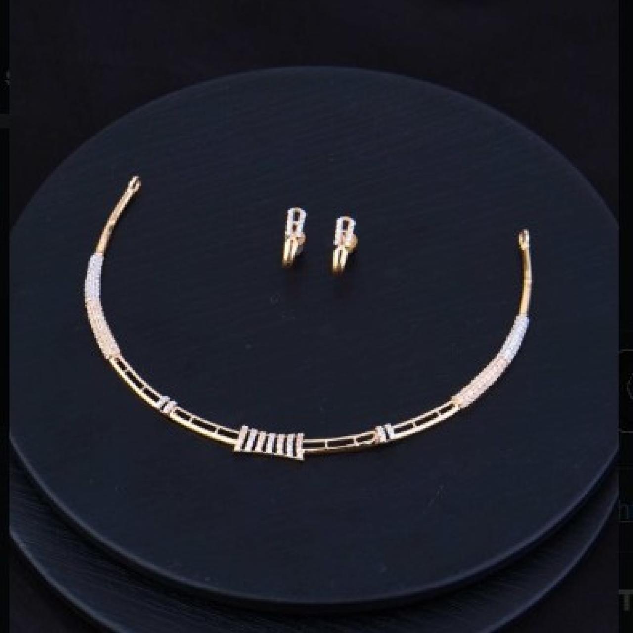 Clover Bloom Dual-tone Cz Necklace Set