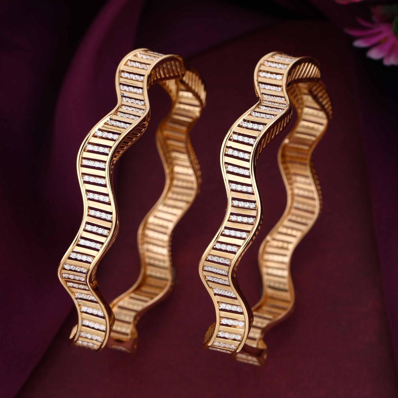 The Serpentine Wave Gold Bangle Set