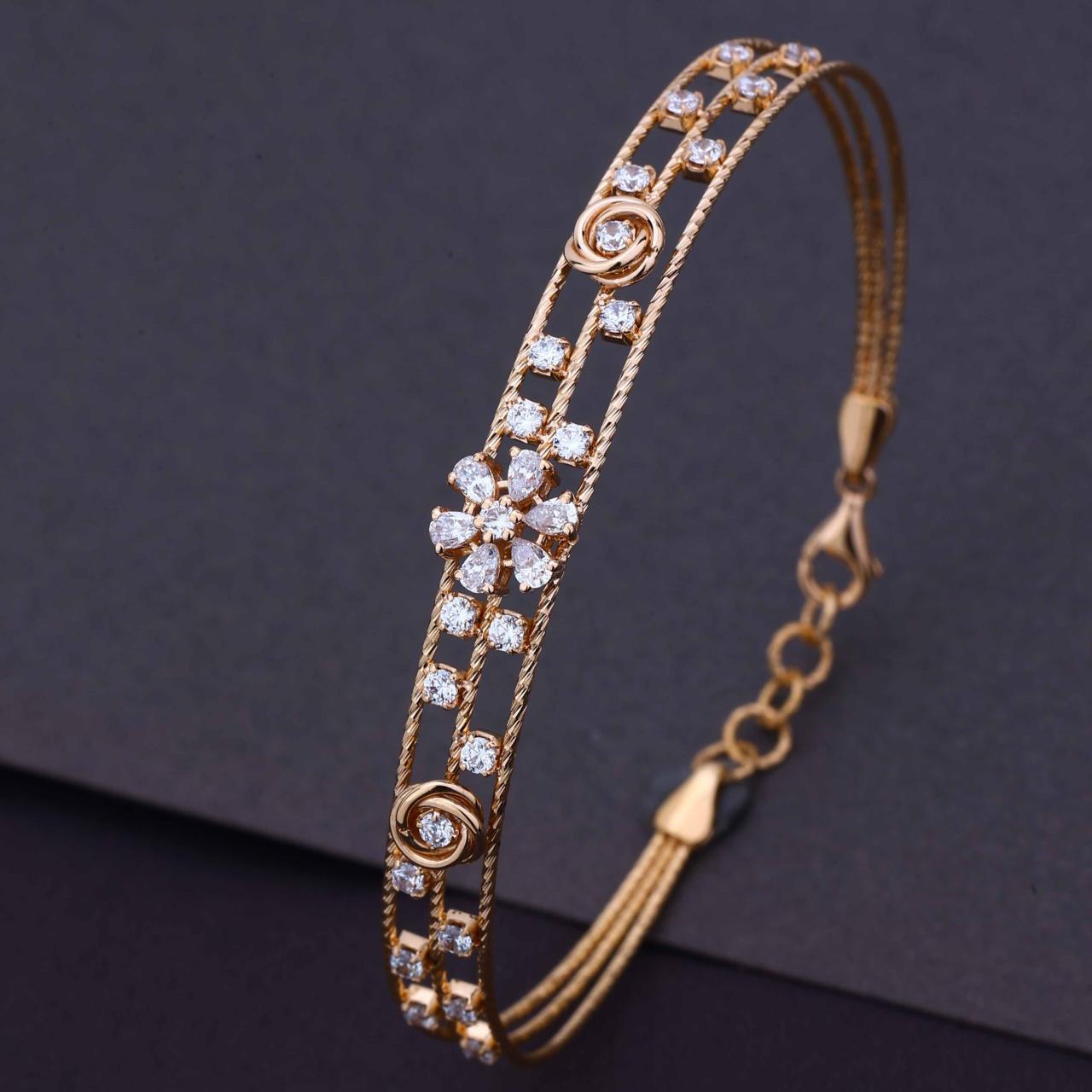 Floral Three-strand Gold Bracelet (VPLK-143)