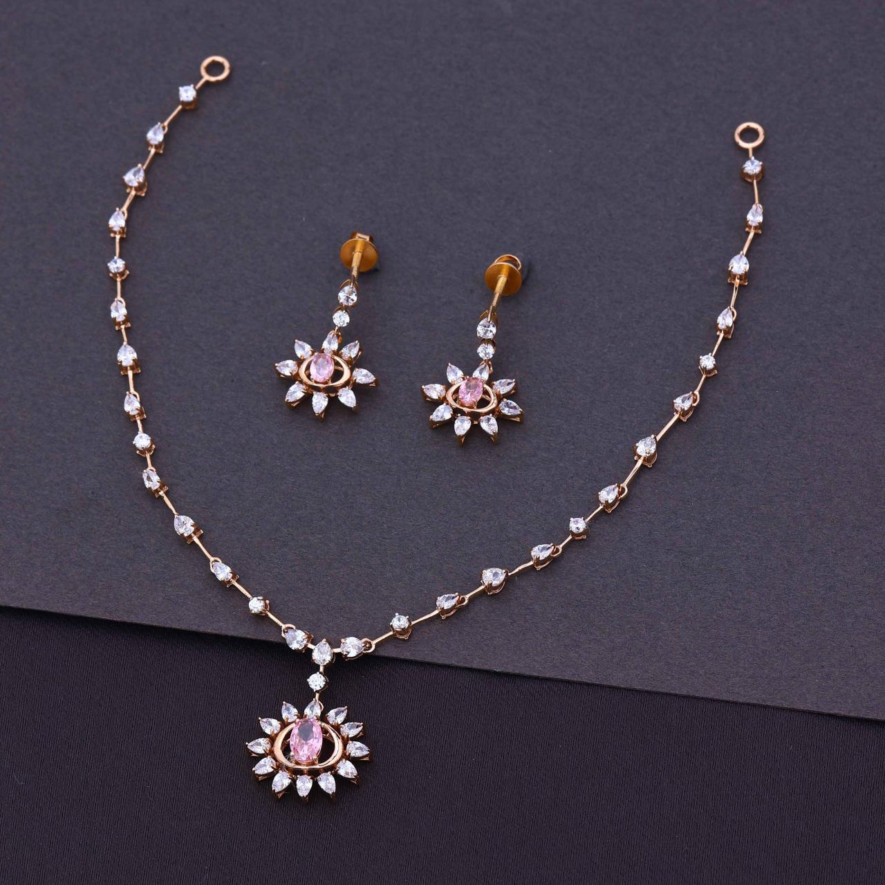 Rose Gold Sunburst Floral Necklace (VPNC18-51 / VPE18-114)