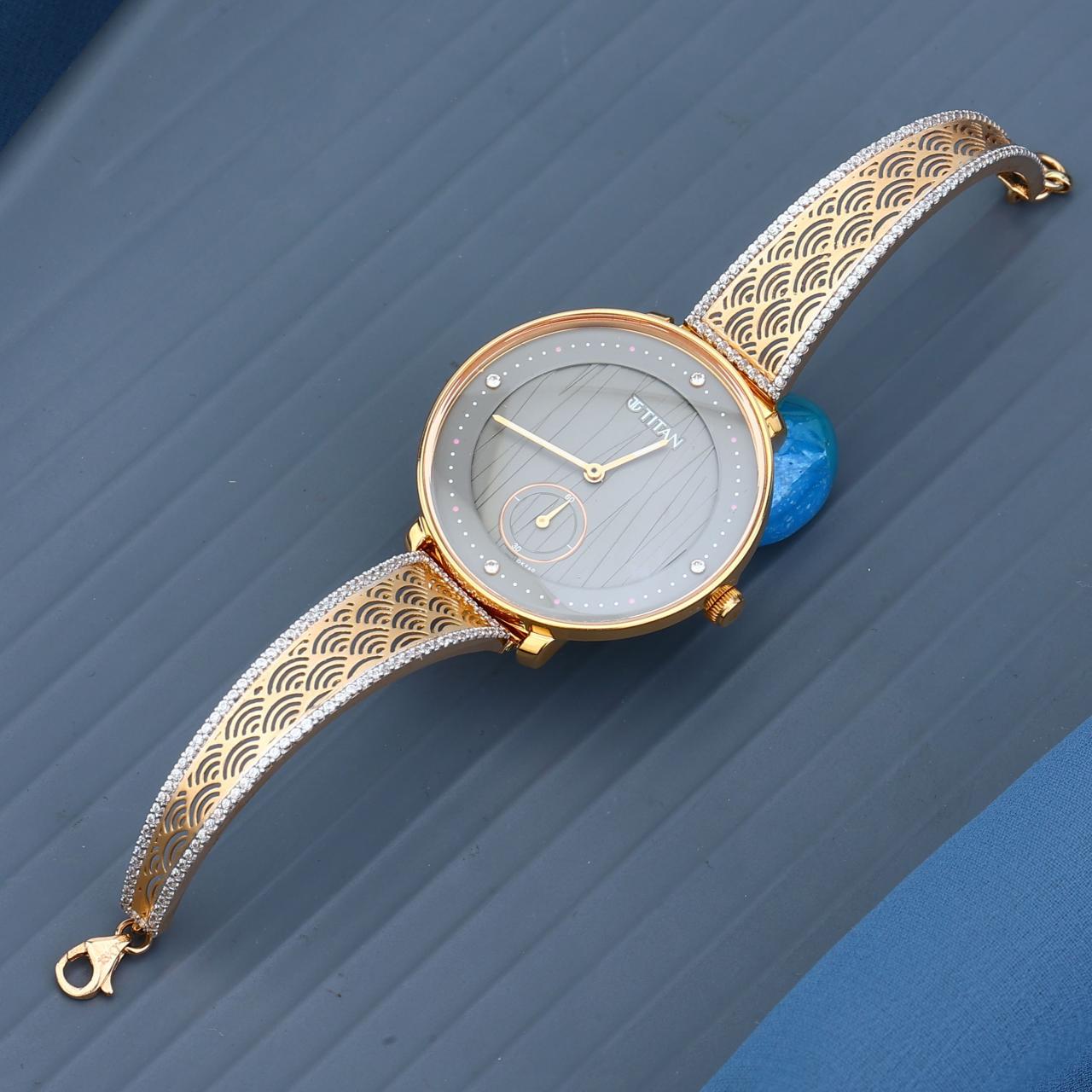 Titan Ladies Watch (RLW18-164)