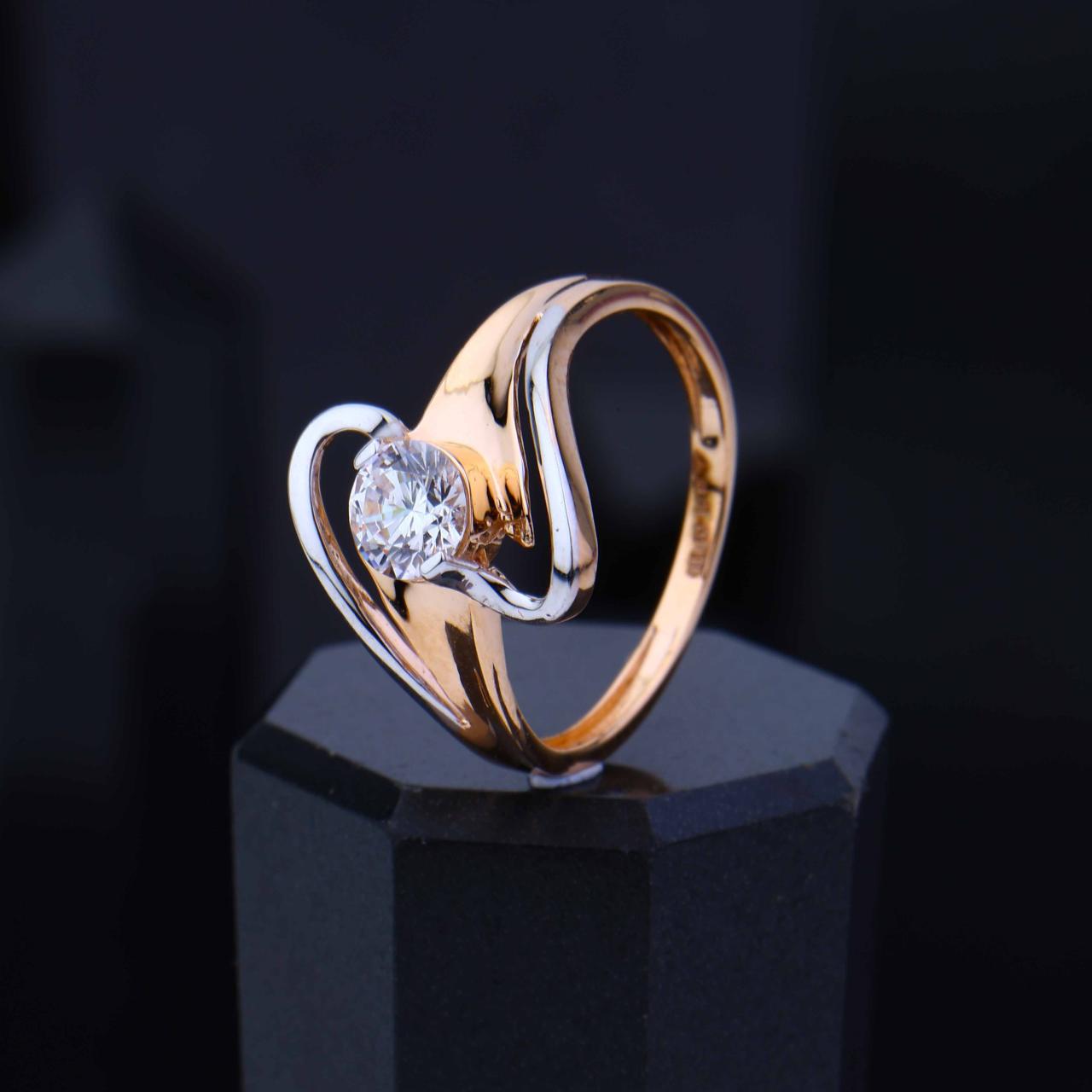 Dual Tone Heart Curve Solitaire Ring