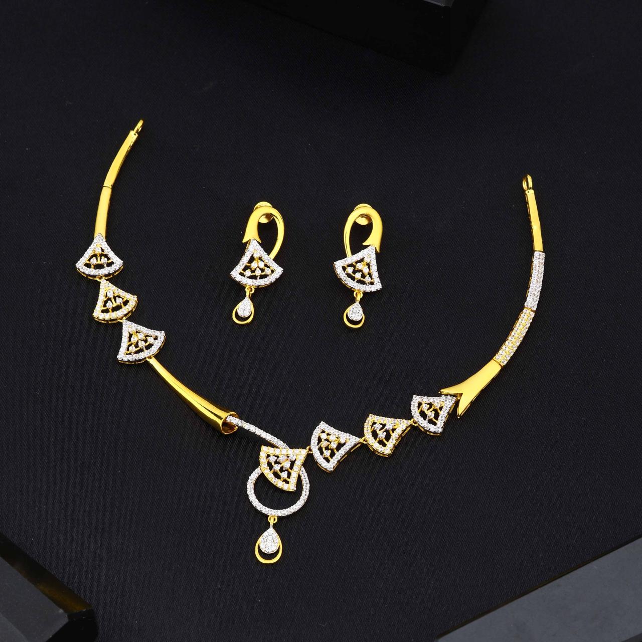 Triangle Diamond Motif Pendant Necklace Set