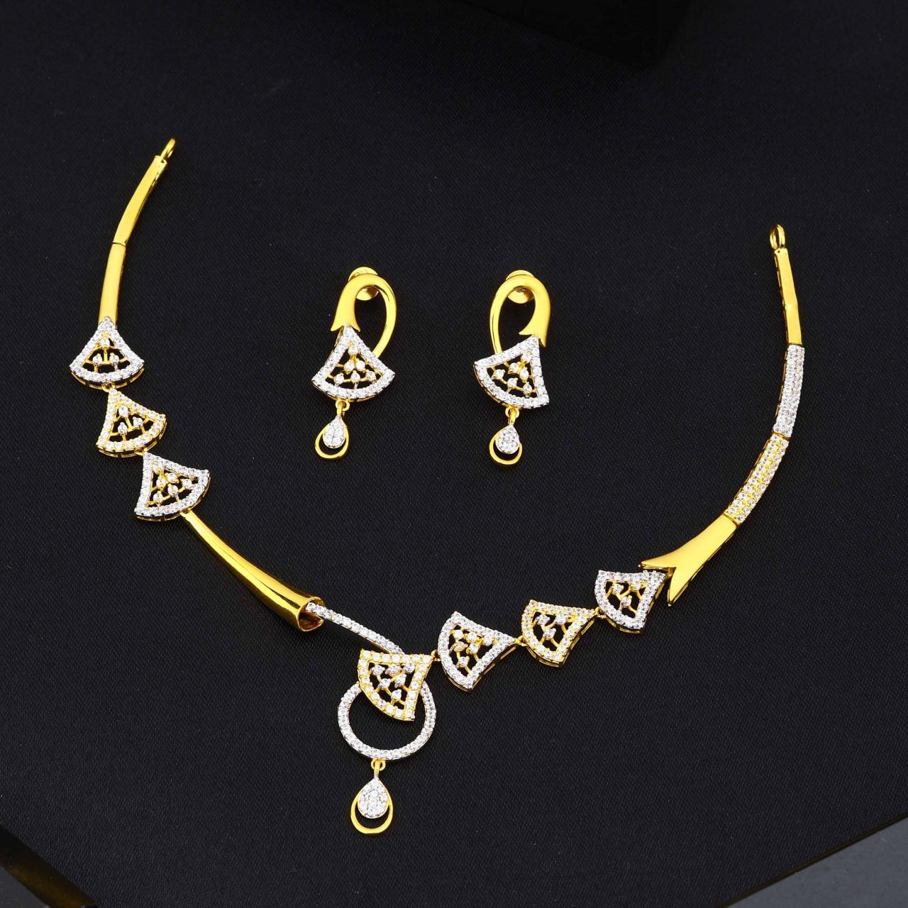 Triangle Diamond Motif Pendant Necklace Set