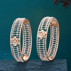 22kt gold bangle kada, traditional Rakshabandhan gift for sister, Satva Gold Ahmedabad